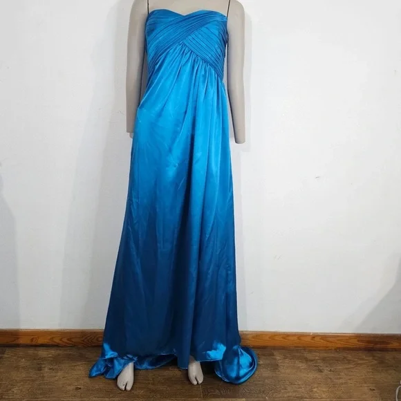 Flirt Maggie sitters, Chic Blue Dress - Picture 2 of 15